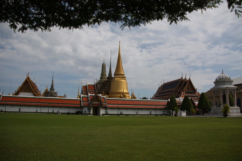 Grand Palace - Mochilao a dois Grand Palace - Mochilao a dois