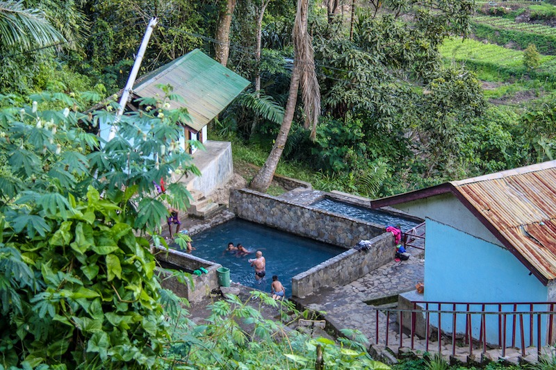 Hot Springs em Moni Hot Springs em Moni