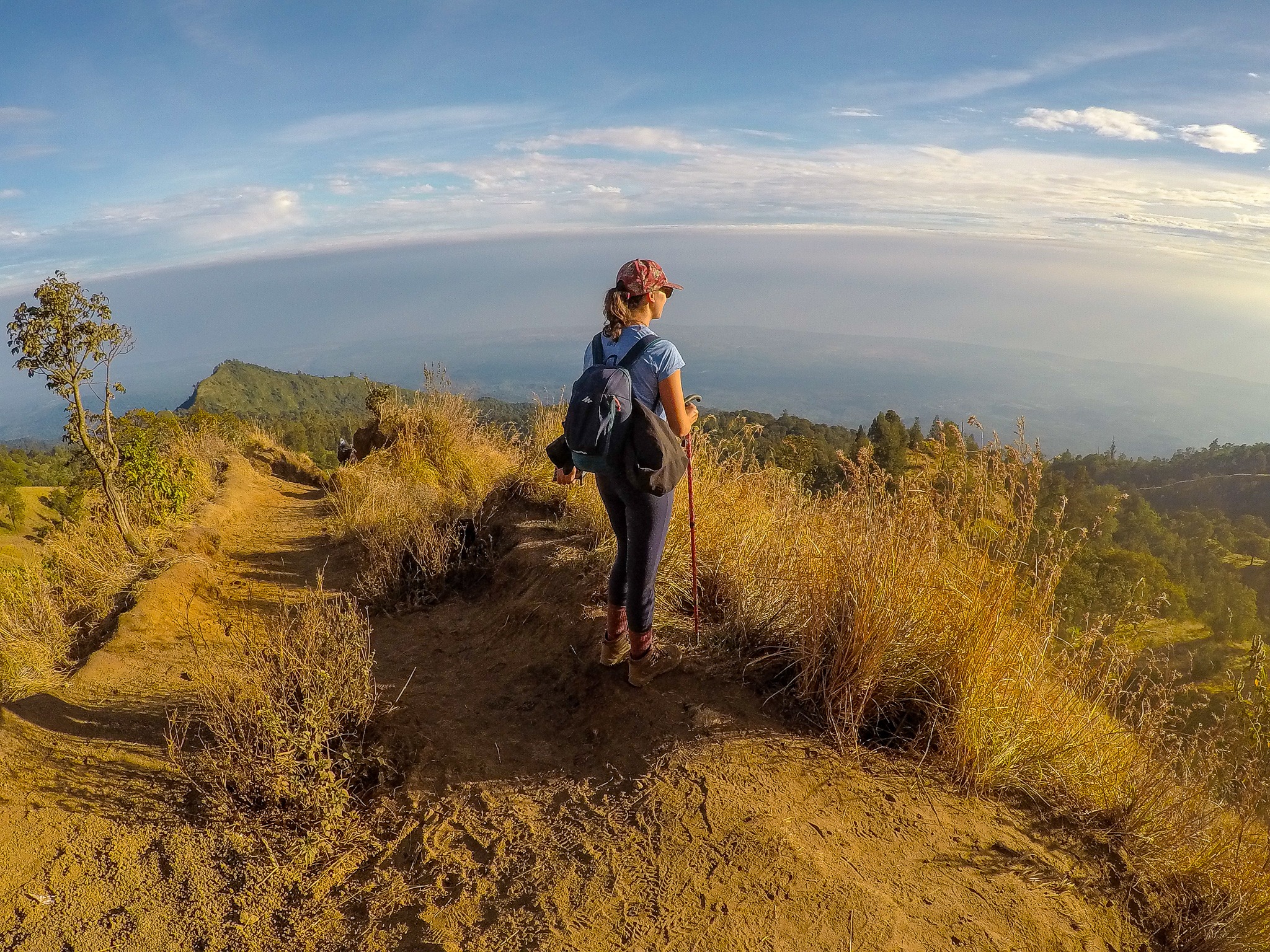 Início da Trilha Terceiro Dia Vista para o mar da cratera do Monte Rinjani