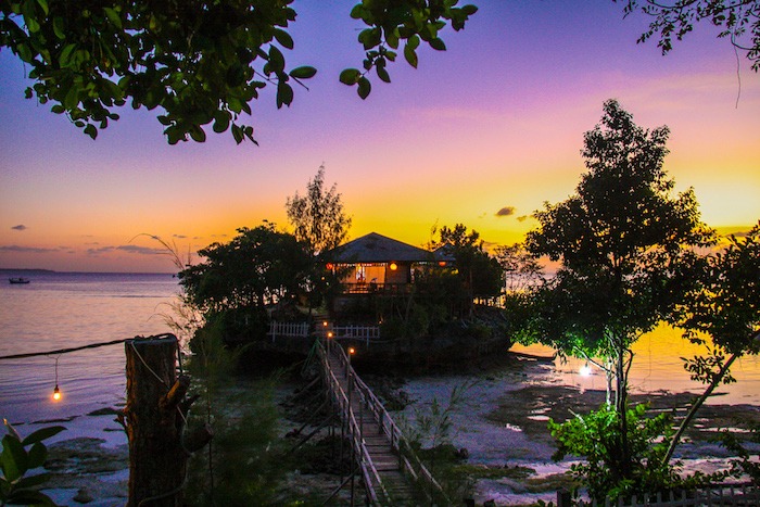 Pôr do Sol no Wasabinua Resort Wakatobi Indonesia