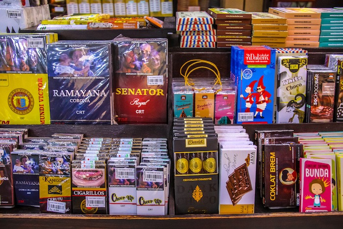 Malioboro Road - Chocolates e Cigarros