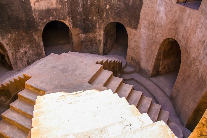 Mesquita subterrânea