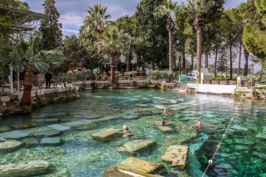 Piscina de Cleópatra na Turquia