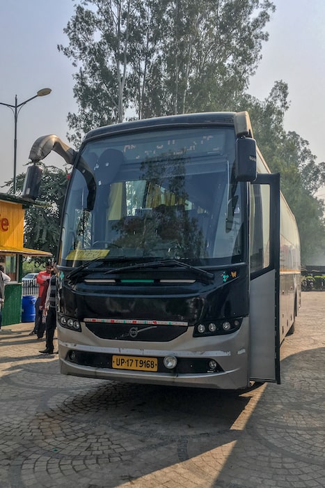 Como chegar em Rishikesh: de ônibus