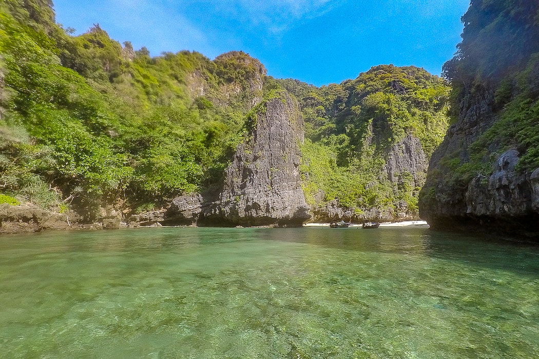 Nui Bay